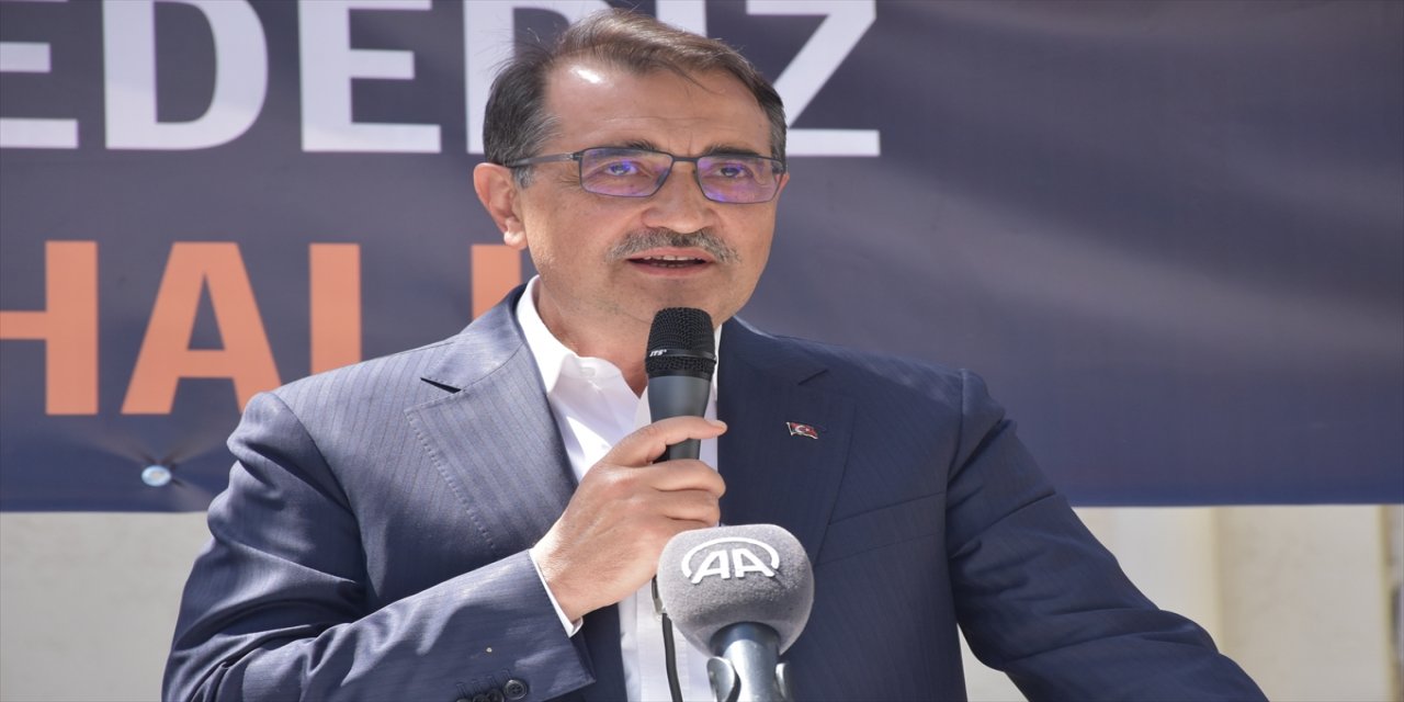 Bakan Dönmez Mihalgazi'de vatandaşlara seslendi.