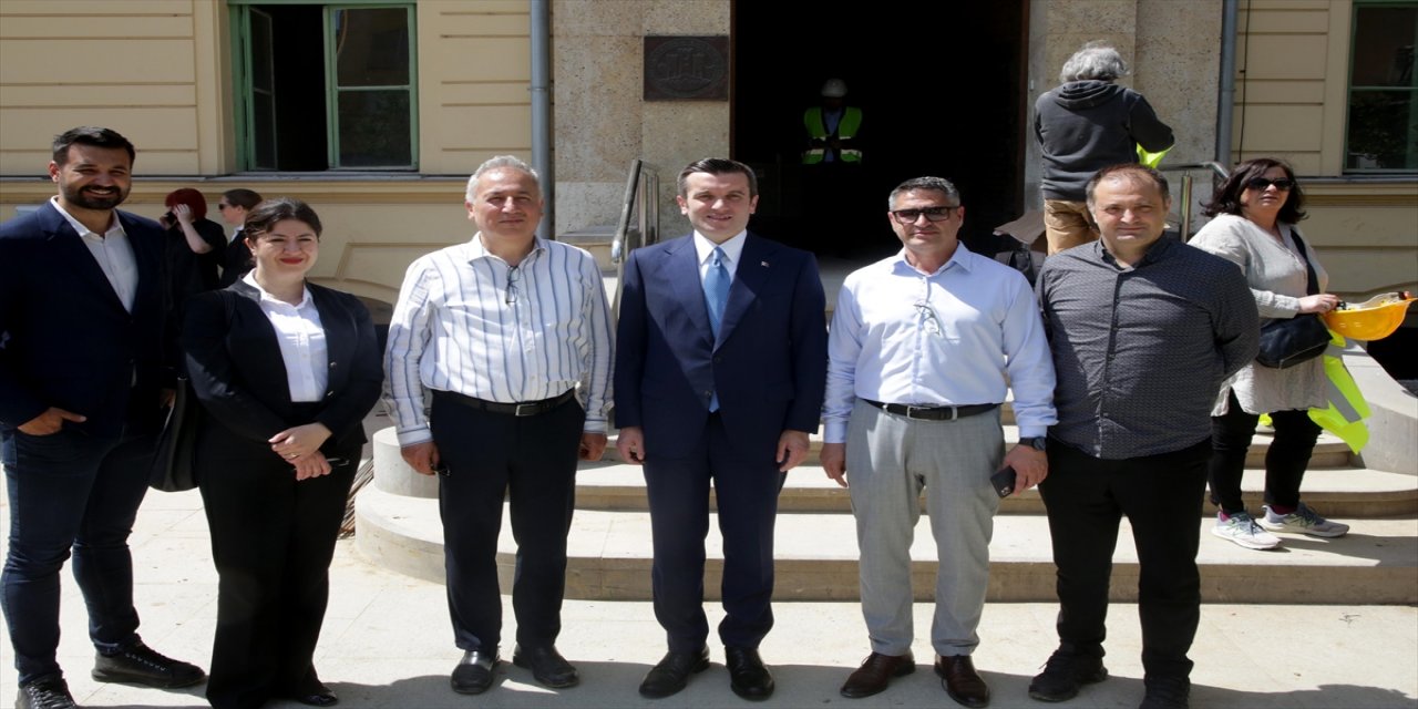 Hırvatistan'ın 2020'deki depremde zarar gören tarihi hastanesini Türk firmaları yeniliyor