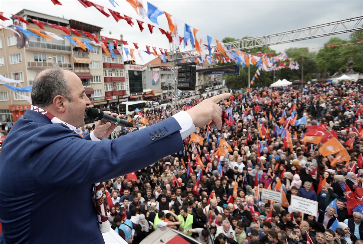 Sanayi ve Teknoloji Bakanı Varank, İnegöl Heykel Meydanı'nda konuştu: