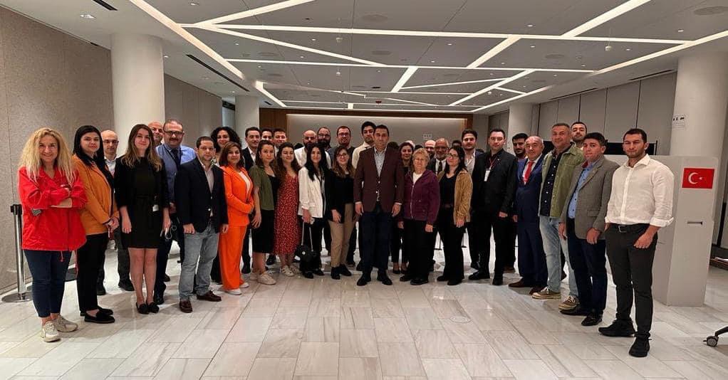 New York Başkonsolosluğu bölgesinden oy pusulaları Türkiye'ye doğru yola çıktı