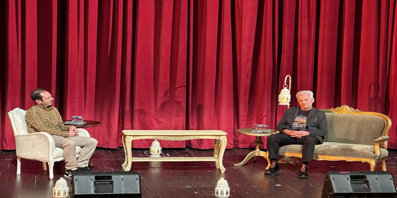 Usta oyuncu Zafer Algöz, "37. Genç Günler" programına konuk oldu: