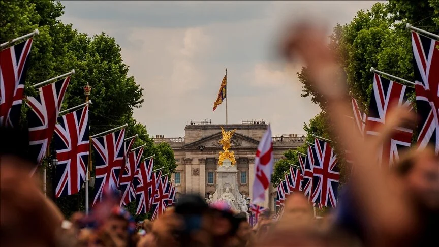 İngiltere ekonomisi ilk çeyrekte yüzde 0,1 büyüdü