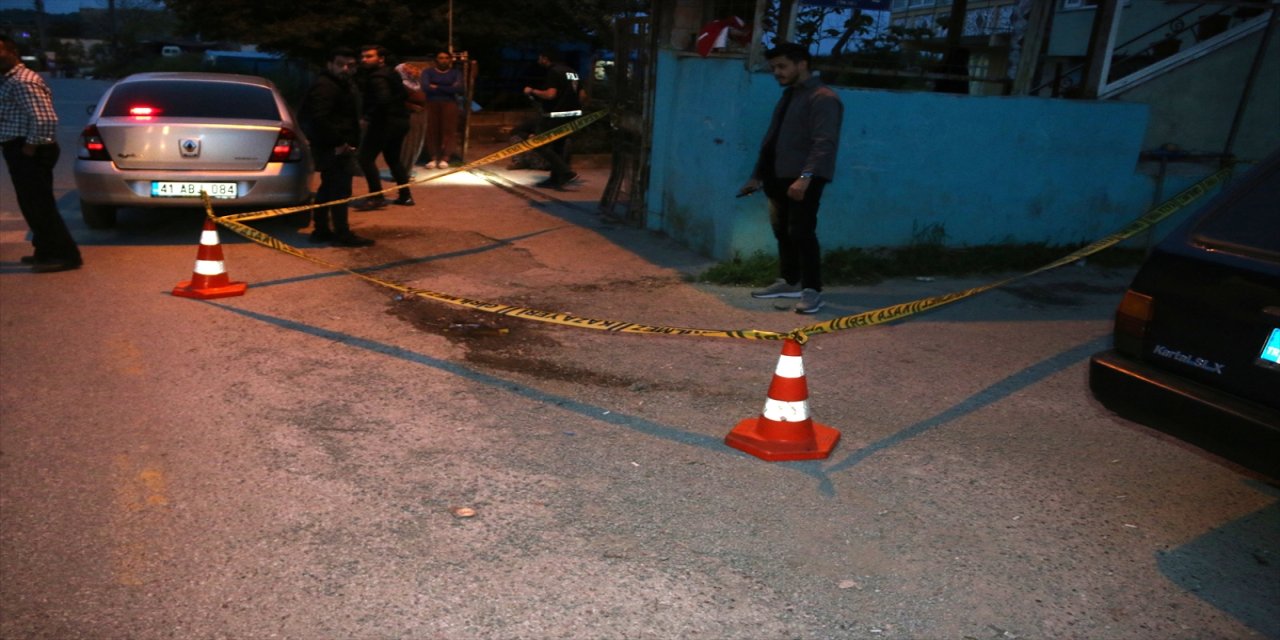 Kocaeli'de amca çocukları arasında çıkan silahlı kavgada 1 kişi yaralandı