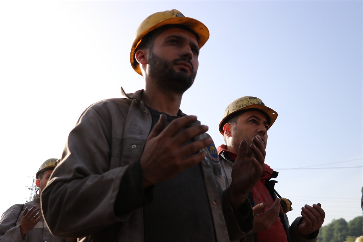 Zonguldak'taki grizu faciasının 13. yılında hayatını kaybedenler anıldı