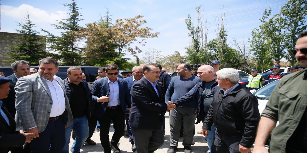 Bakan Dönmez, Eskişehir'de vatandaşlara hitap etti: