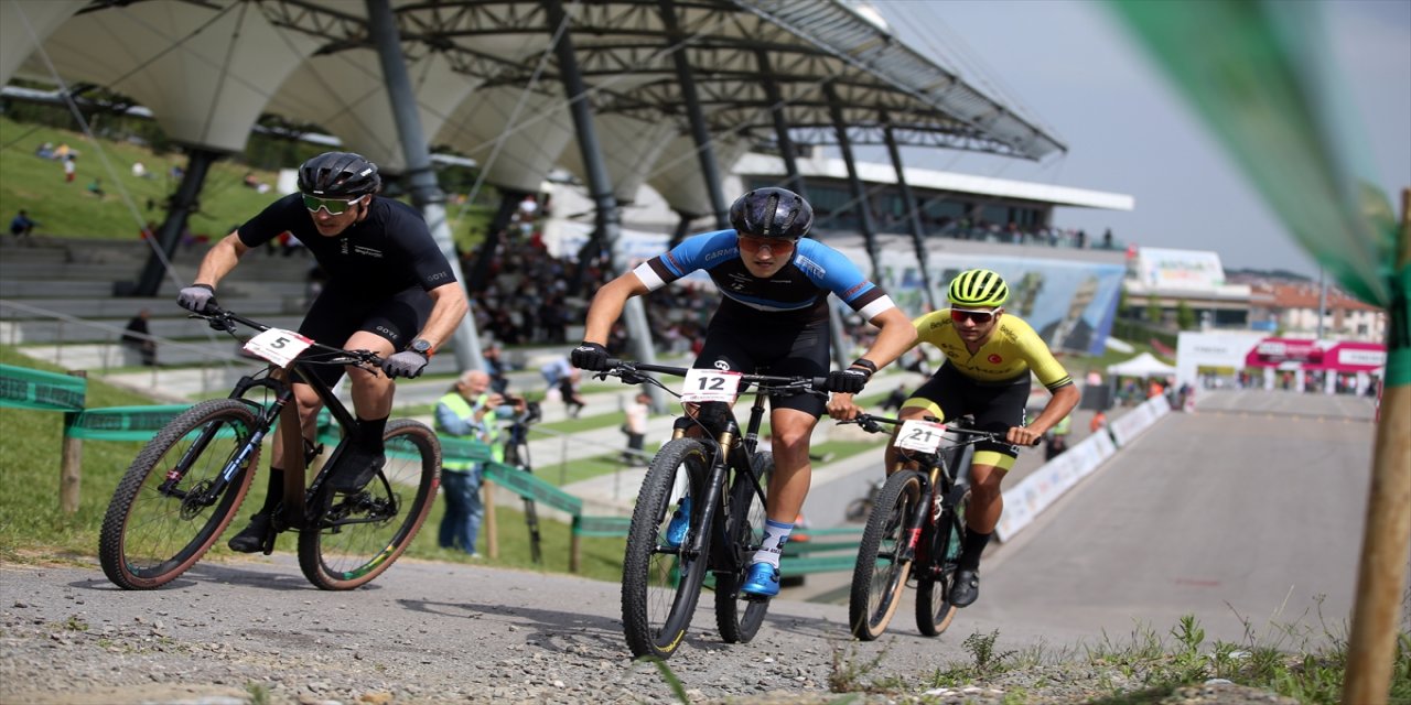 UCI Dağ Bisikleti Eliminator Dünya Kupası birinci etabı tamamlandı.