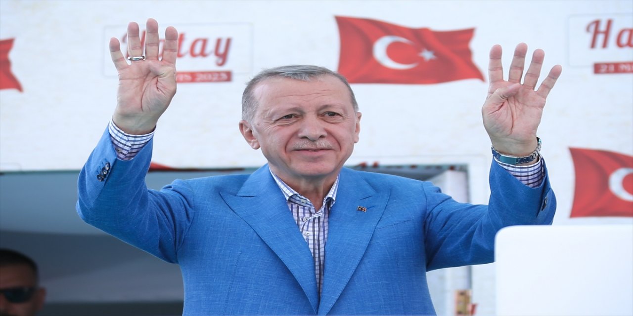 DÜNYA LİDERLERİNDEN ERDOĞAN’A TEBRİK MESAJLARI GELİYOR