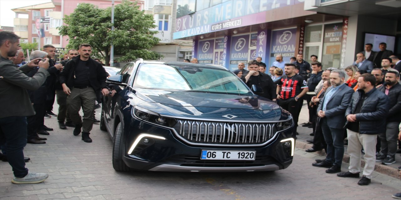TBMM Başkanı Şentop, Tekirdağ'da ziyaretlerde bulundu