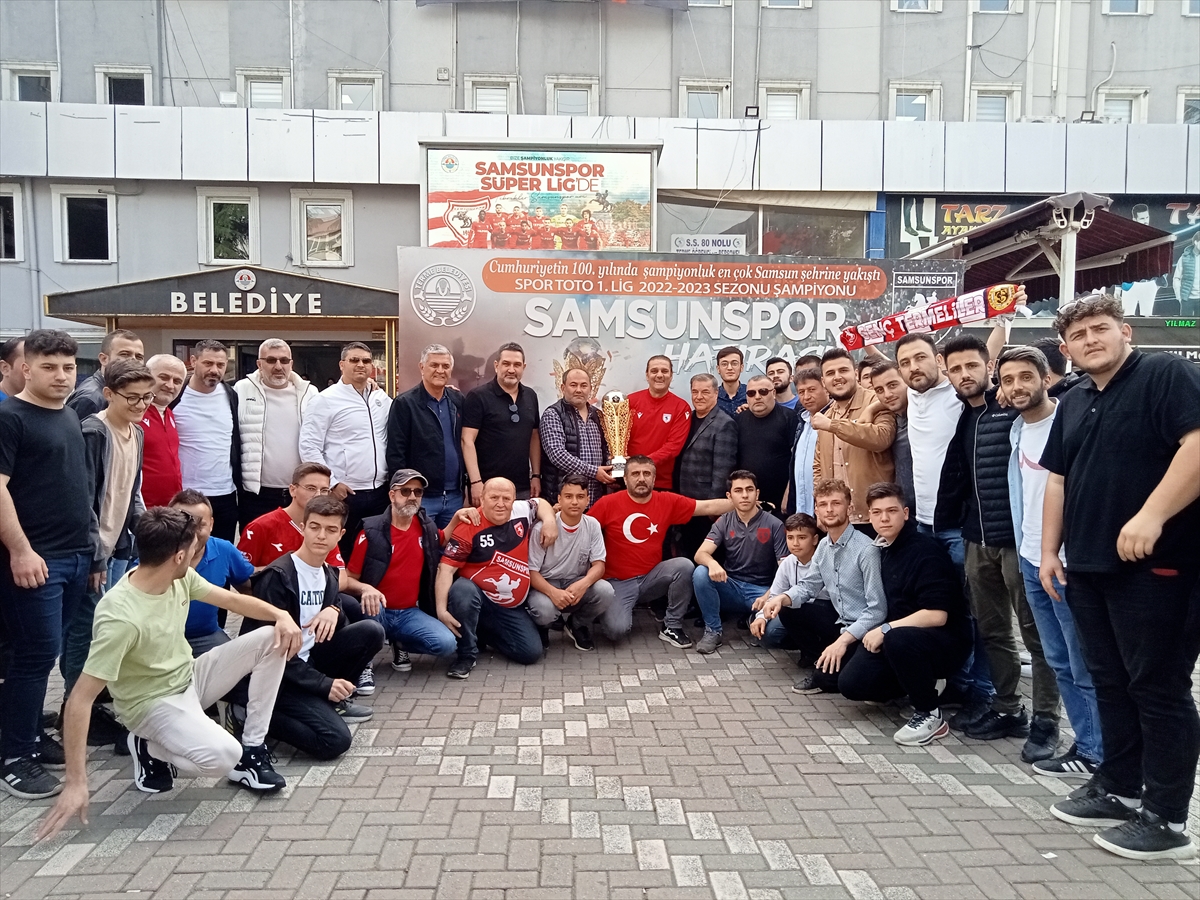 Samsunspor'un şampiyonluk kupası Termeli taraftarlarla buluştu