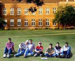 Batınını En Mutsuz Çocukları