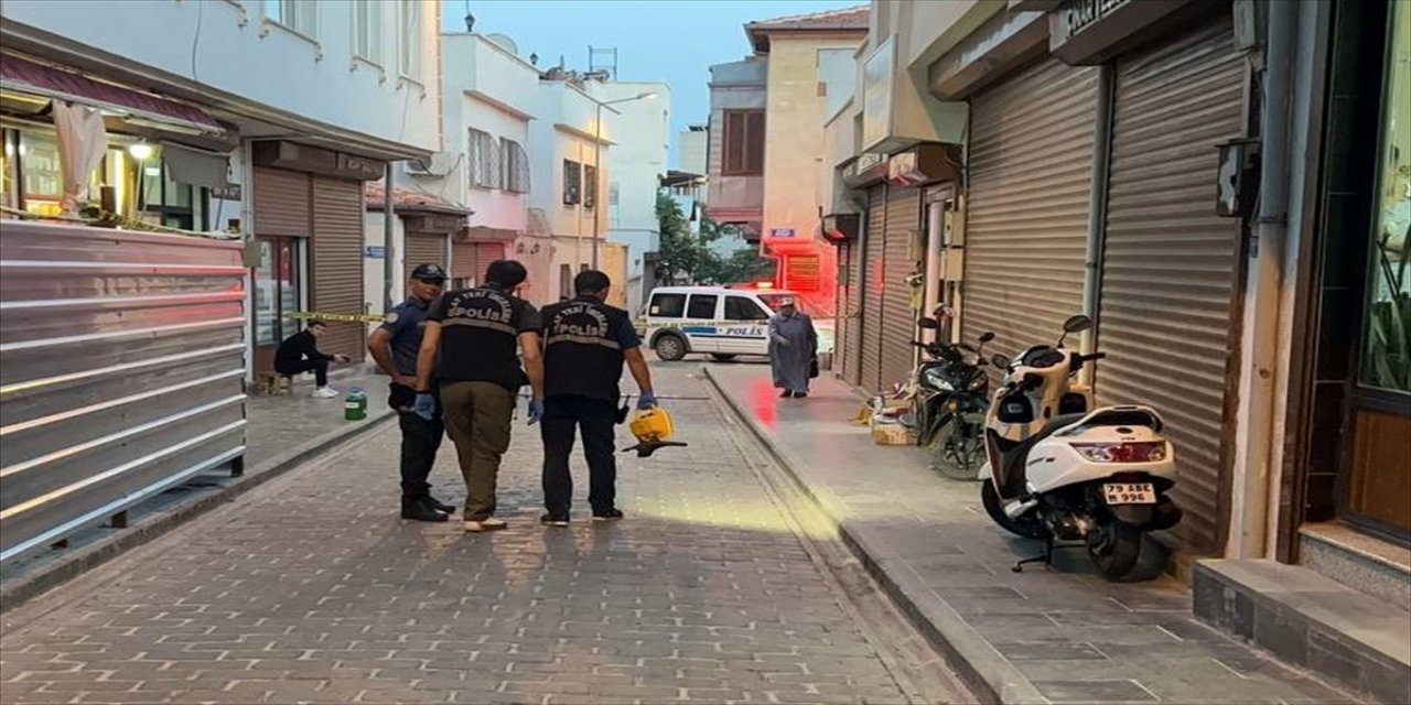 Kilis'te silahlı kavgada 2 kişi yaralandı