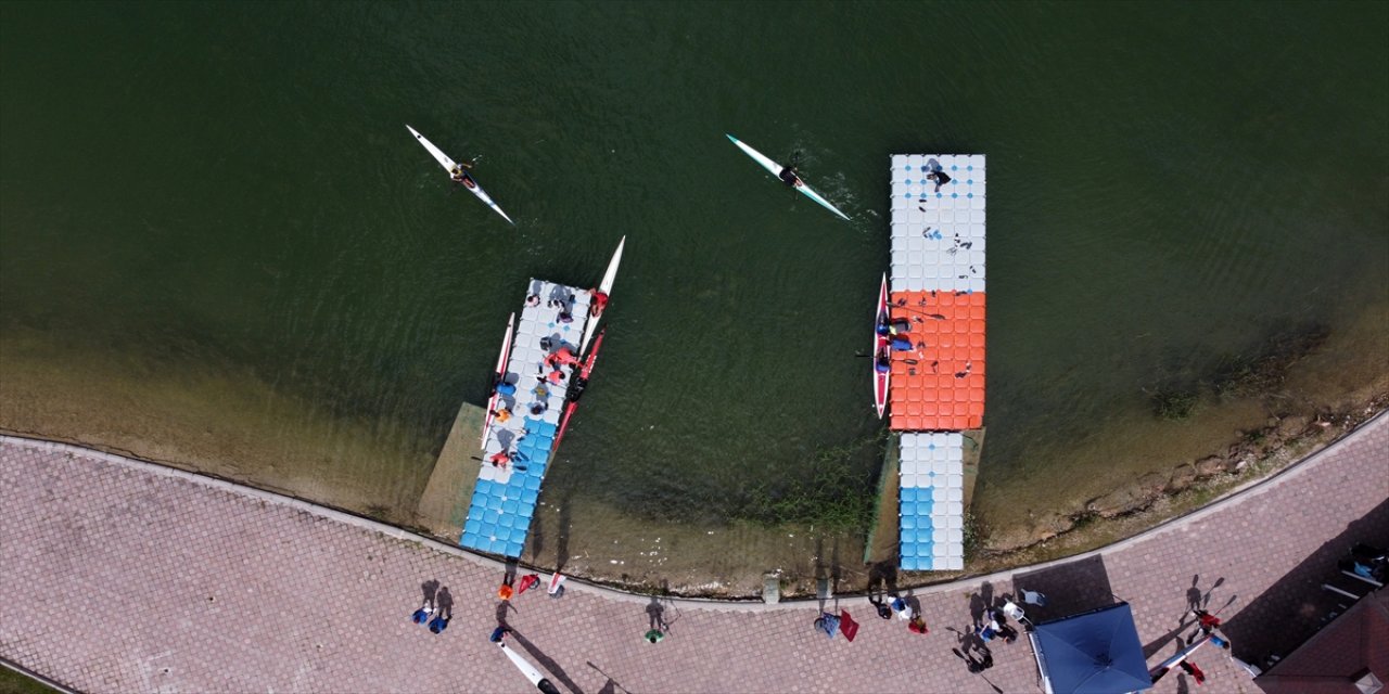 Eskişehir'de başlayan Durgunsu Kano Türkiye Kupası'nın ikinci günü tamamlandı