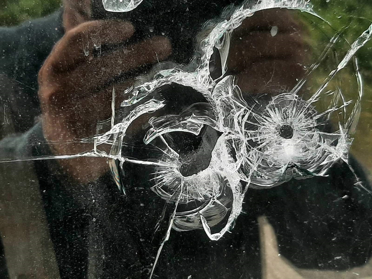 Bosna Hersek'teki mescit ve Boşnak evlerine saldırı