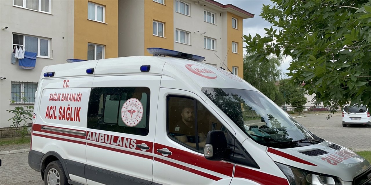 Erzincan'da bir kişi evinde ölü bulundu