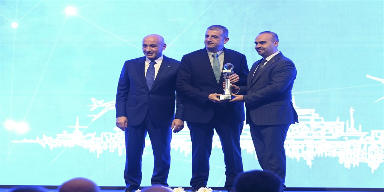 TİM İhracatın Şampiyonları Ödül Töreni düzenlendi.