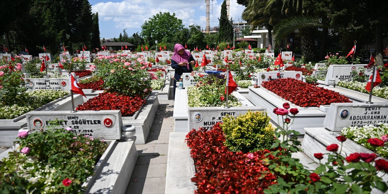 Şehit polis Alp Efe Bekit için İstanbul'da tören düzenlendi