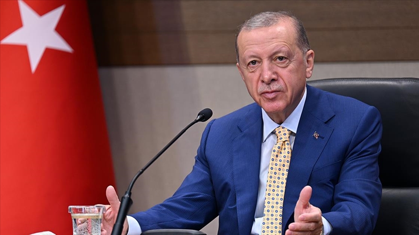 Cumhurbaşkanı Erdoğan, Litvanya'ya ziyareti öncesi Atatürk Havalimanı'nda açıklama yaptı: