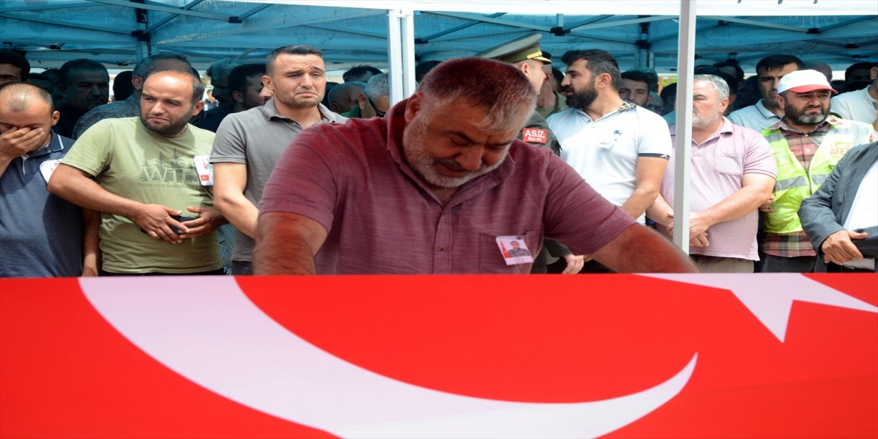 Şehit Piyade Sözleşmeli Er Hasan Taş, Kahramanmaraş'ta son yolculuğuna uğurlandı