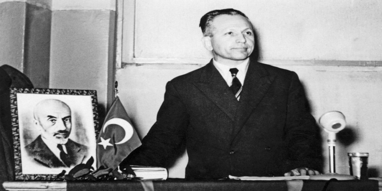 Büyük Mütefekkir Nurettin Topçu vefatının 48. yılında anıldı.