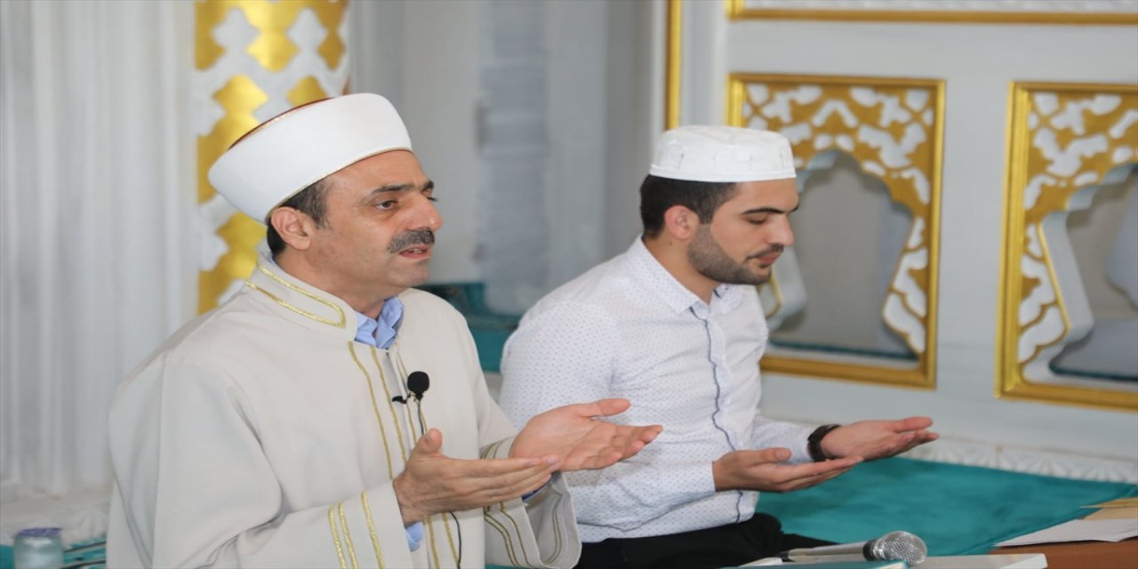 Nizip'te 15 Temmuz Demokrasi ve Milli Birlik Günü etkinliği düzenlendi