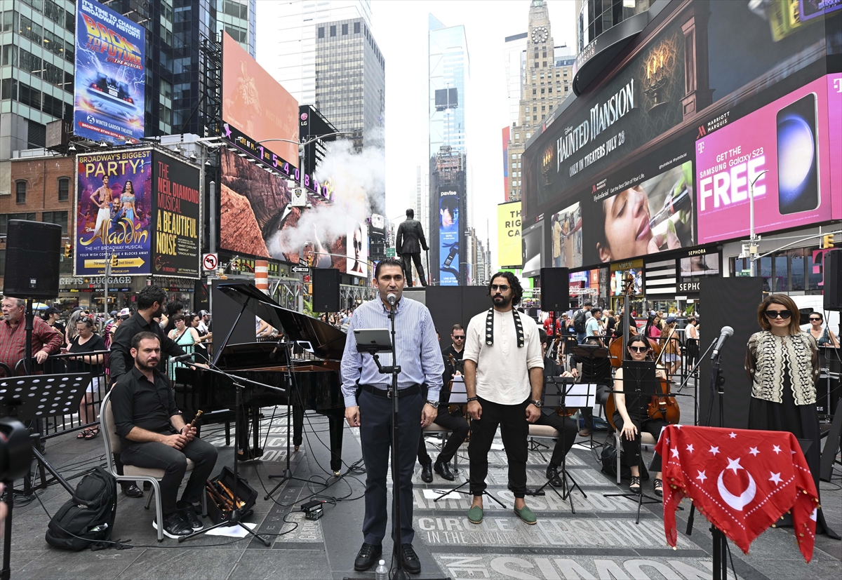 New York'un Times Meydanı'nda 15 Temmuz anma programı düzenlendi