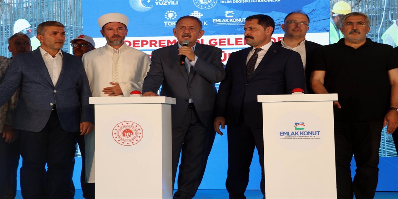 Bakan Özhaseki, Hatay'da açılış ve temel atma töreninde konuştu: