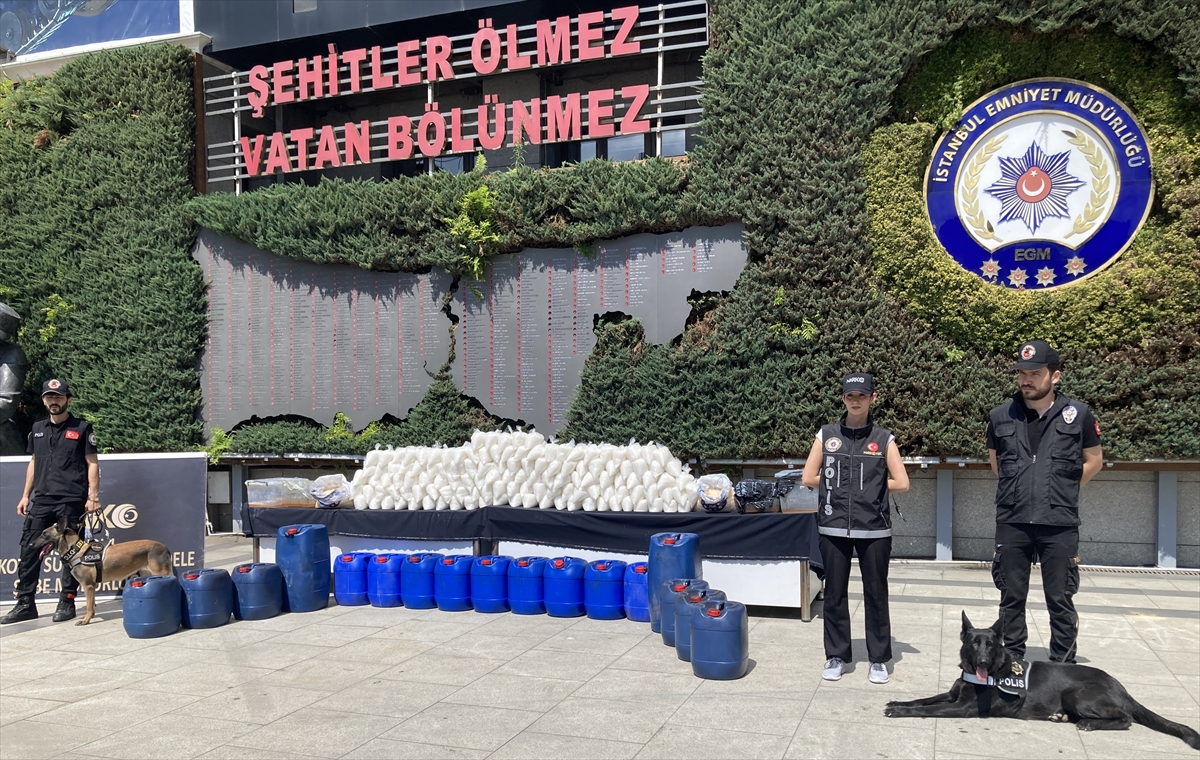 İstanbul'da 849 kilo 880 gram uyuşturucu ele geçirildi