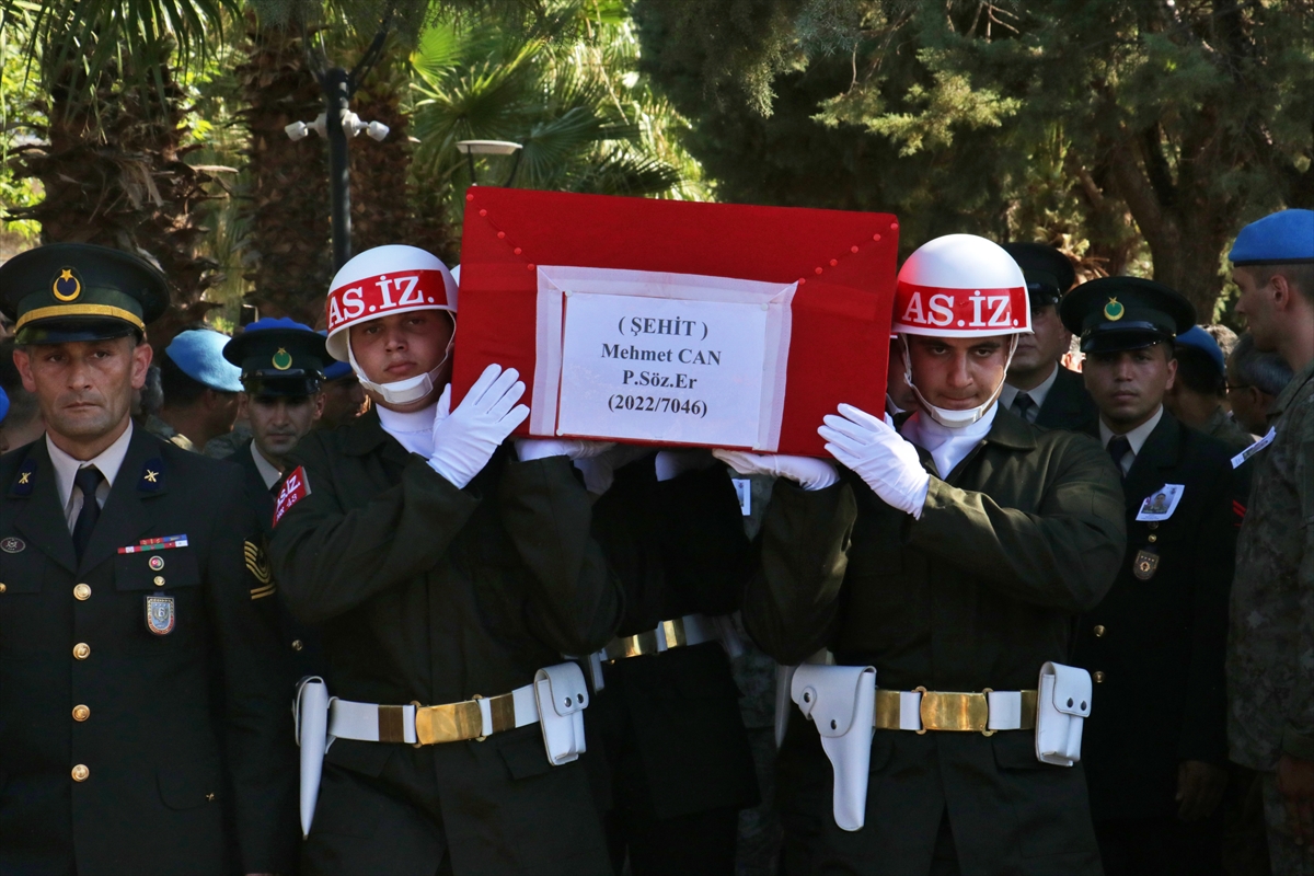 Şehit Piyade Sözleşmeli Er Mehmet Can, Osmaniye'de son yolculuğuna uğurlandı