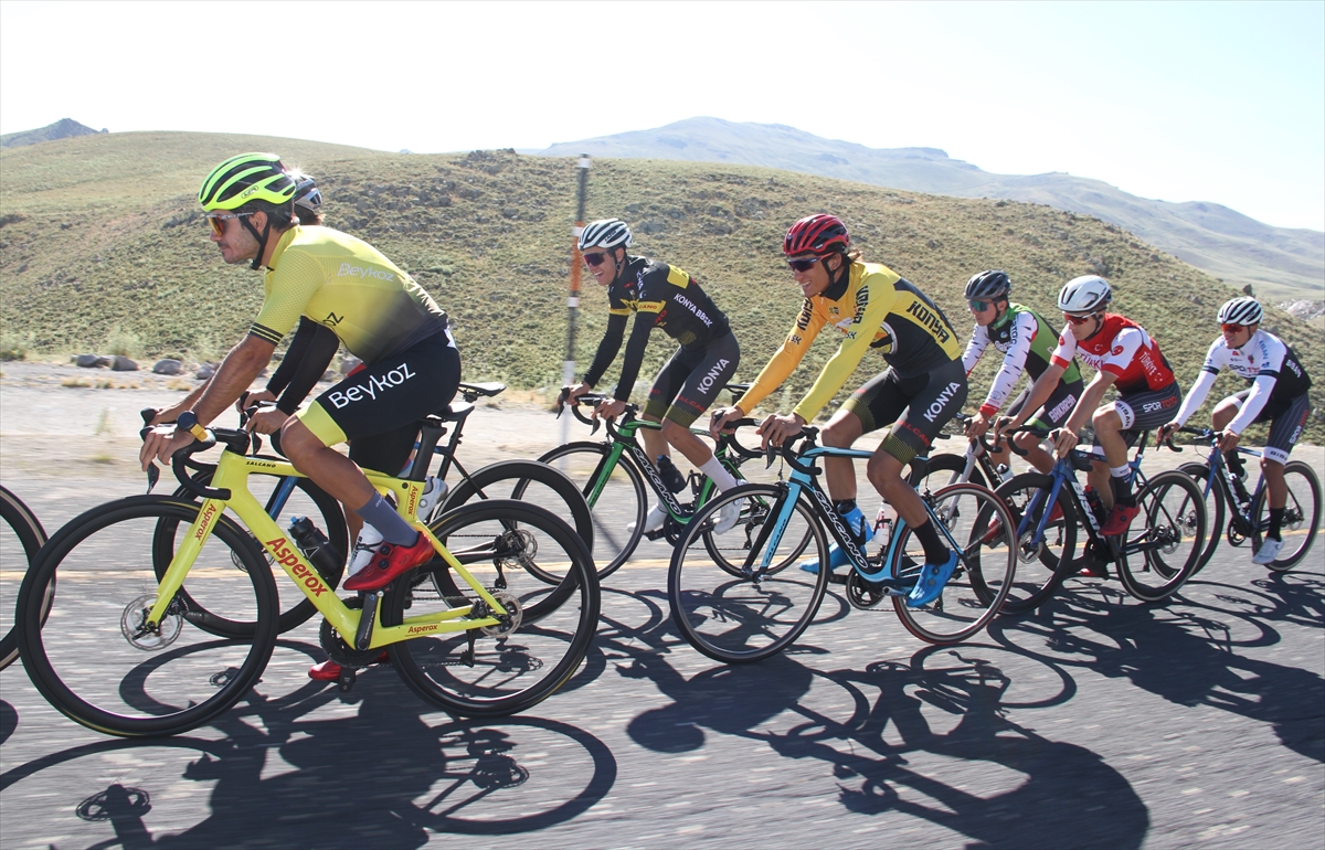 Bisiklet Milli Takımı, Dünya Şampiyonası öncesi Erciyes'te oksijen depoluyor