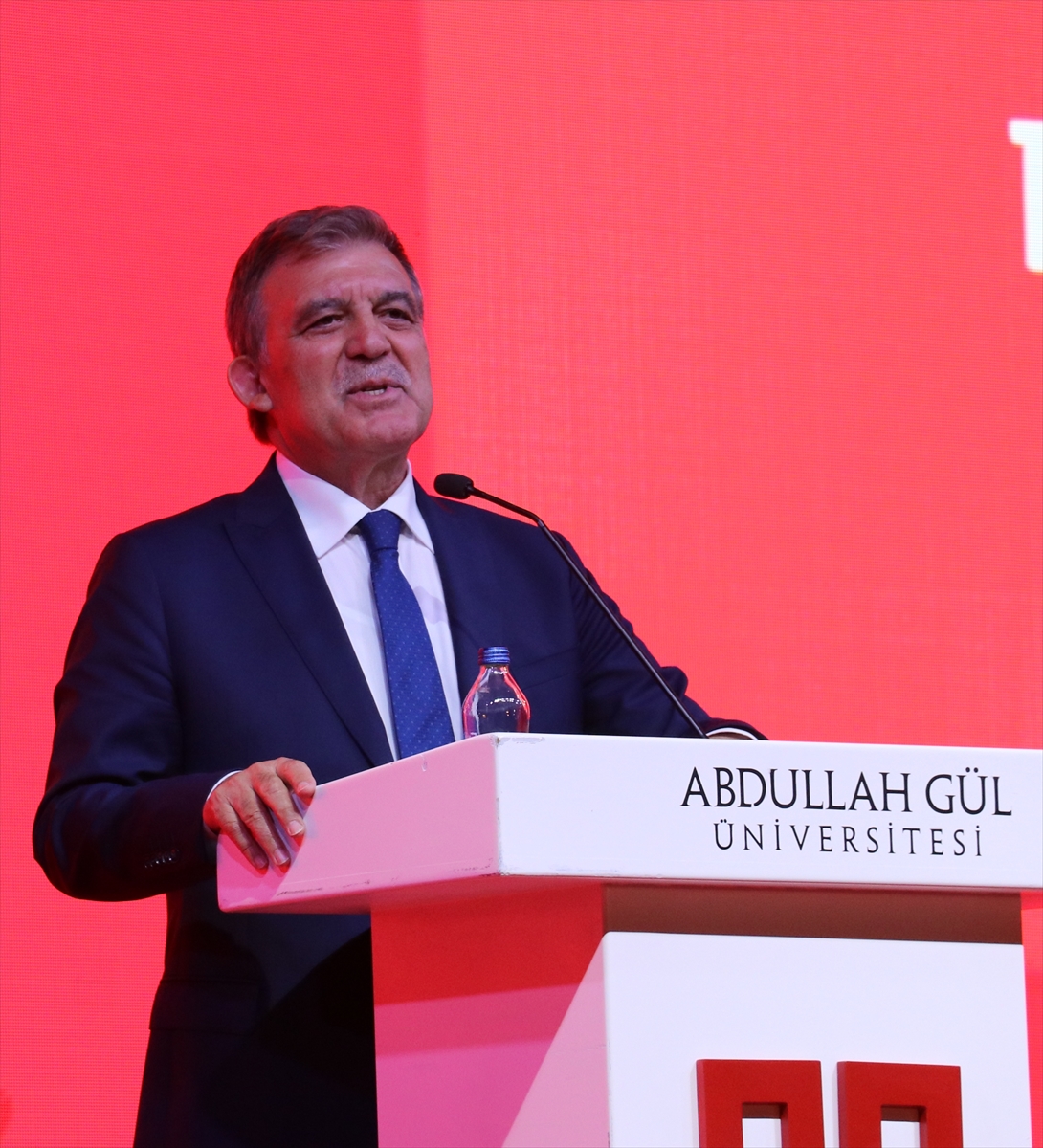 Abdullah Gül "eğitim beşikten mezara kadar"