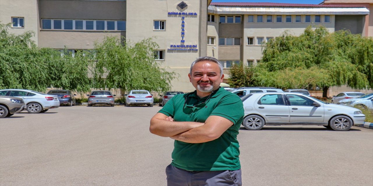 Van depremi, kötü zeminde daha fazla yapı yapılmasını önledi.