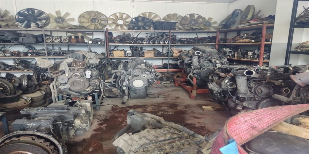 "TIRansformers" operasyonunda 13 şüpheli yakalandı.