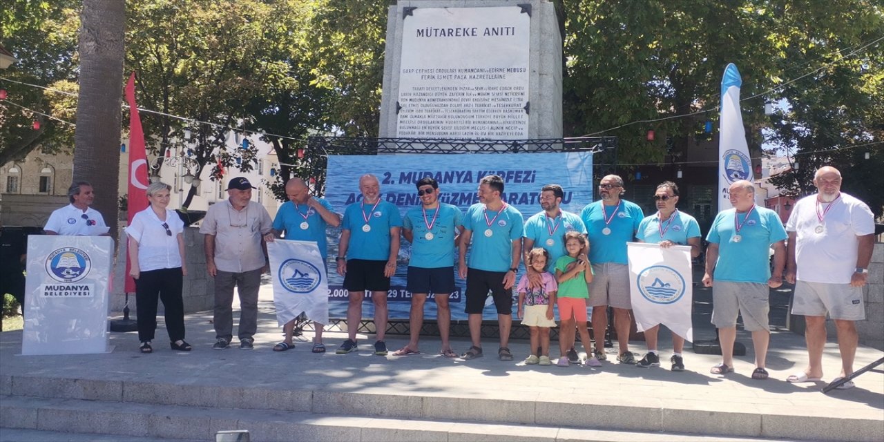 Sporcular Yalova'dan Bursa'ya Birincilik İçin Yüzdüler.