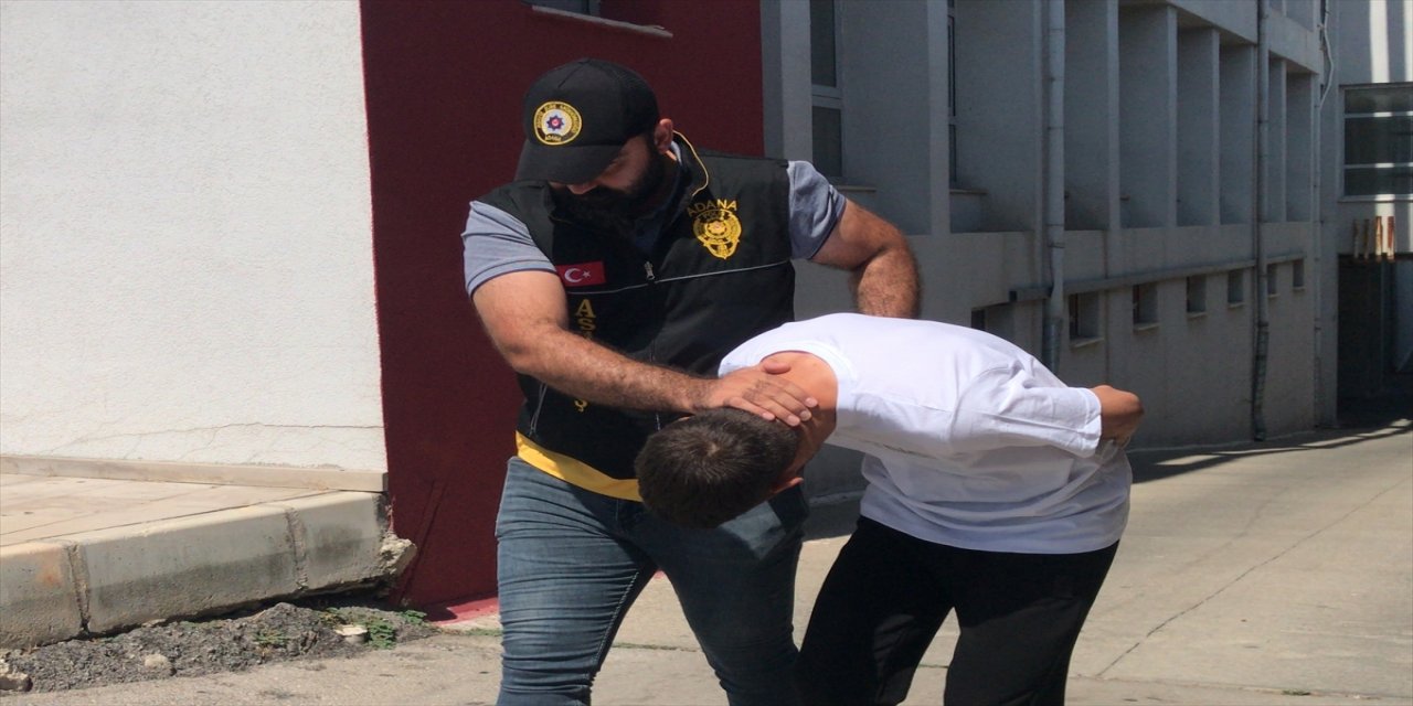Adana'daki cinayete ilişkin 2 kişi tutuklandı.