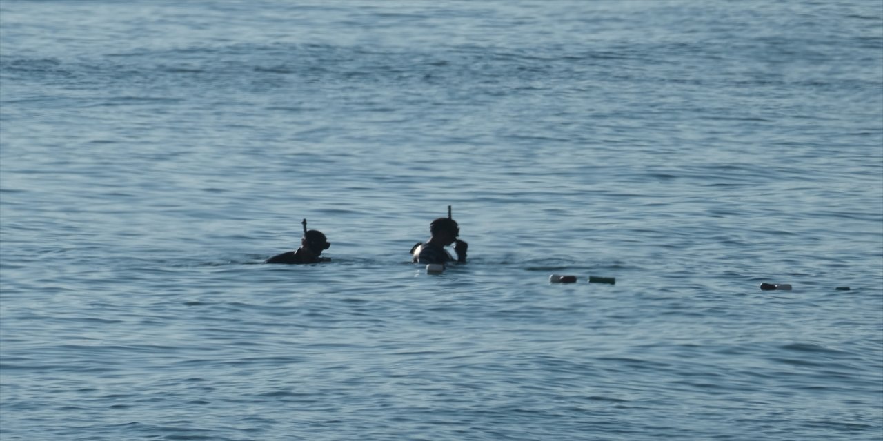 Şile sahilinde bulunan top mermileri patlatıldı.