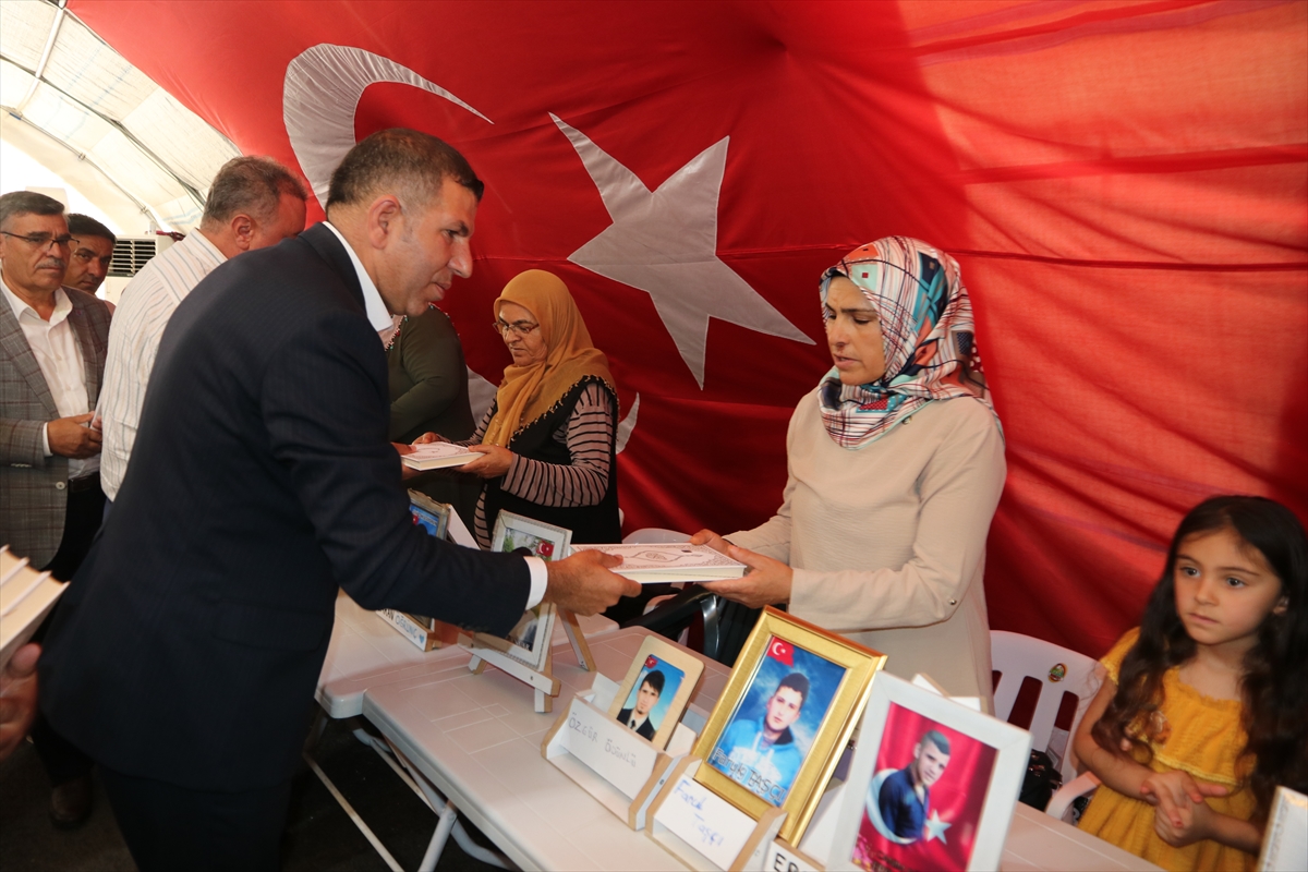 Memur-Sen Diyarbakır Annelerinin Yanında