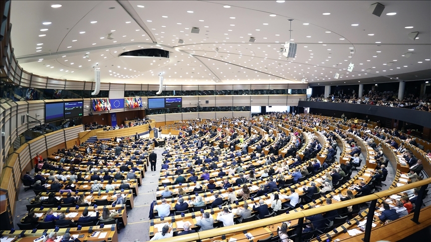 Finlandiya'da "ırkçılık" skandalı iktidarı sarsıyor