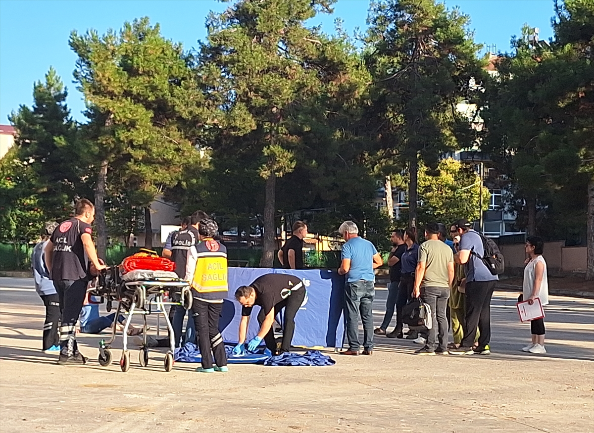 Samsun'da bir çocuk okul bahçesinde ölü bulundu