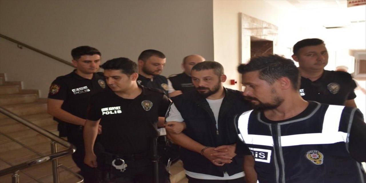 Rize'de bir kişinin silahla öldürülmesine ilişkin 2 şüpheli tutuklandı