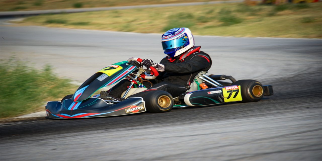 MOTUL 2023 Türkiye Karting Şampiyonası'nın 4. ayağı Uşak'ta başladı