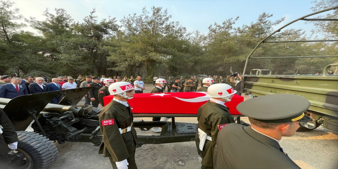 Şehit İstihkam Uzman Çavuş Taner Torun'un cenazesi Osmaniye'de defnedildi