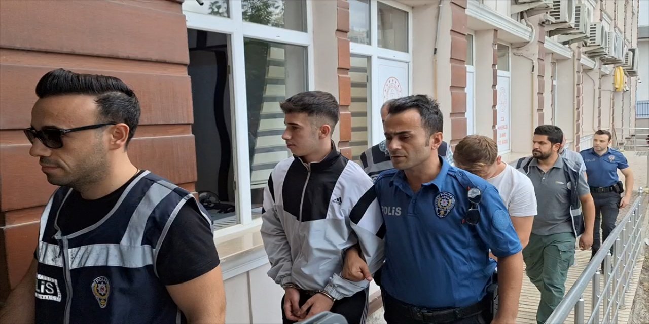Samsun'da 1 kişinin silahla yaralanmasına ilişkin yakalanan 4 kişiden biri tutuklandı