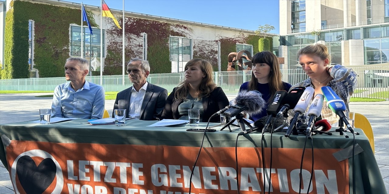 Almanya’da “Son Kuşak” çevre grubu 13 Eylül’den itibaren Berlin’de eylemler düzenleyecek