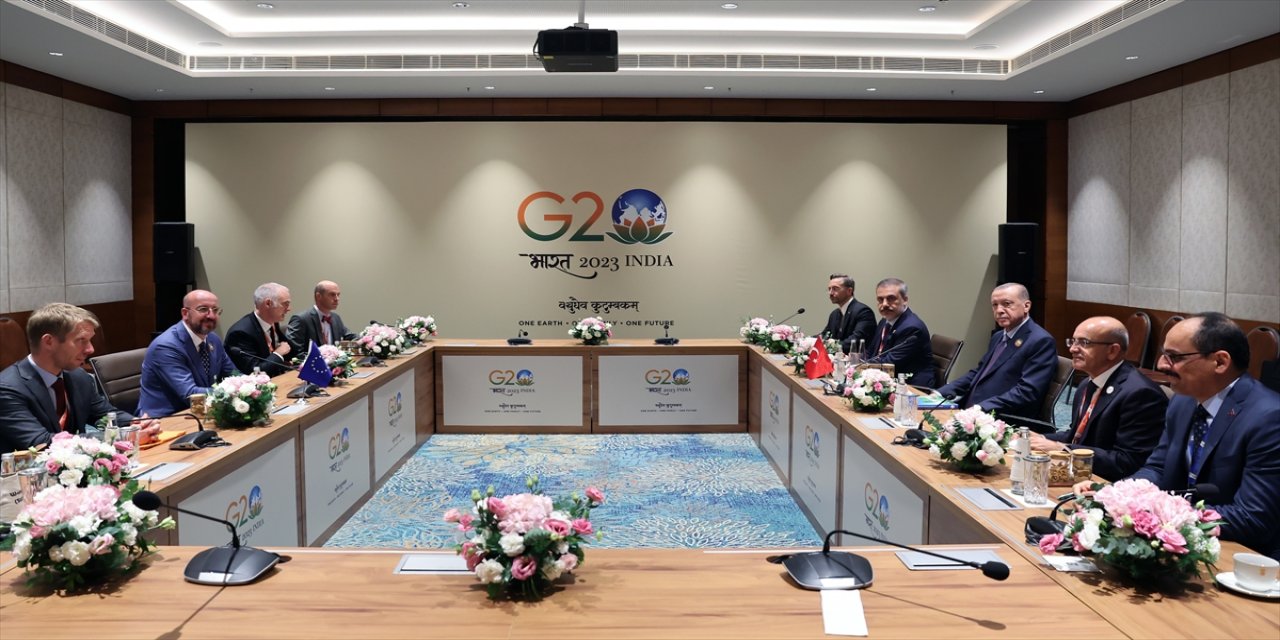 Cumhurbaşkanı Erdoğan, AB Konseyi Başkanı Charles Michel'i kabul etti