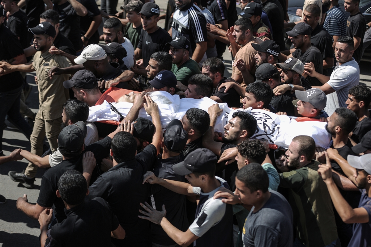 Gazze'deki patlamada ölen 5 Filistinli torağa verildi