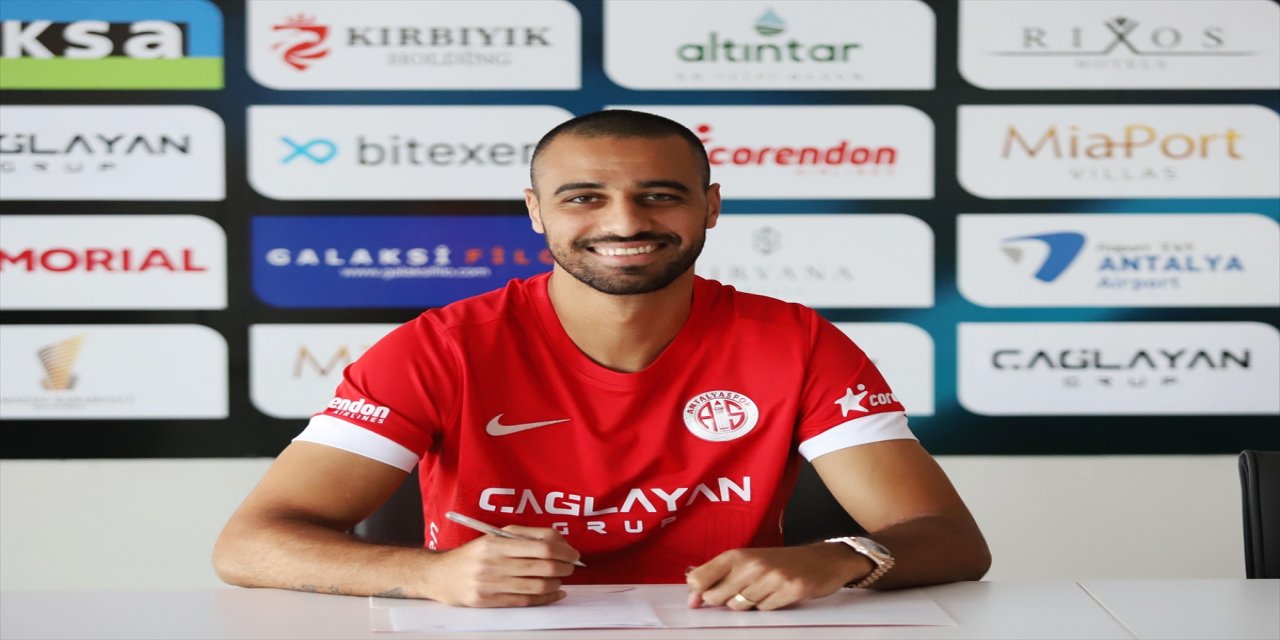 Antalyaspor, İsrailli orta saha oyuncusu Ramzi Safuri'yi transfer etti