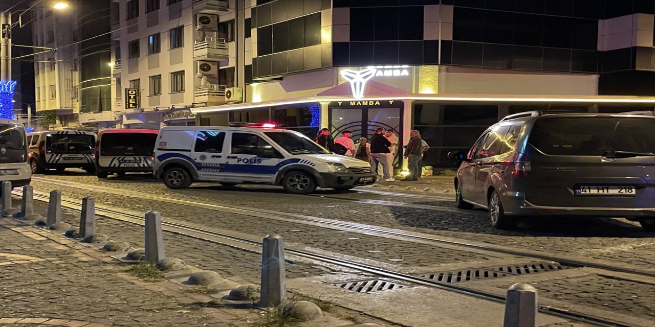 Kocaeli'de 2 kişinin yaralandığı silahlı kavgayla ilgili 1 kişi tutuklandı