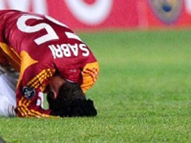 Sabri sahada, Arda camide şükretti