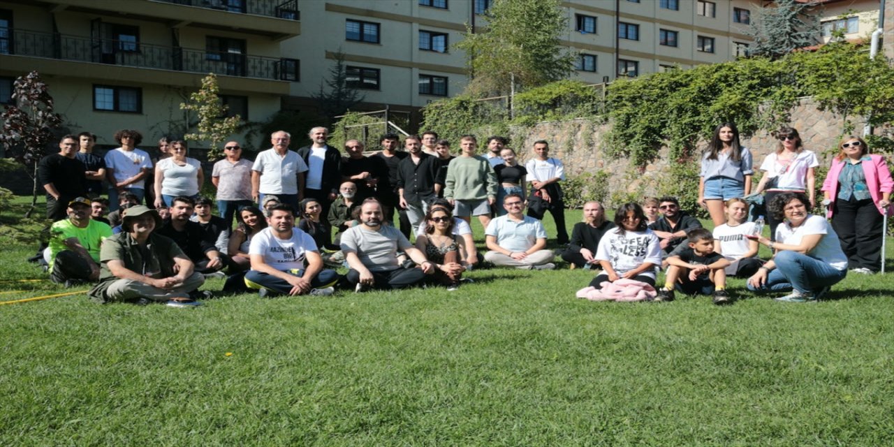 Altan Erkekli, Bolu'da oyuncu adaylarıyla buluştu