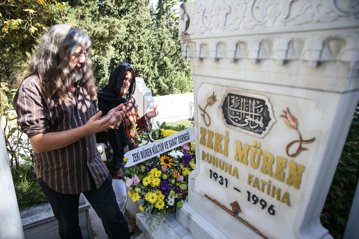 Zeki Müren vefatının 27'ncı yılında mezarı başında anıldı